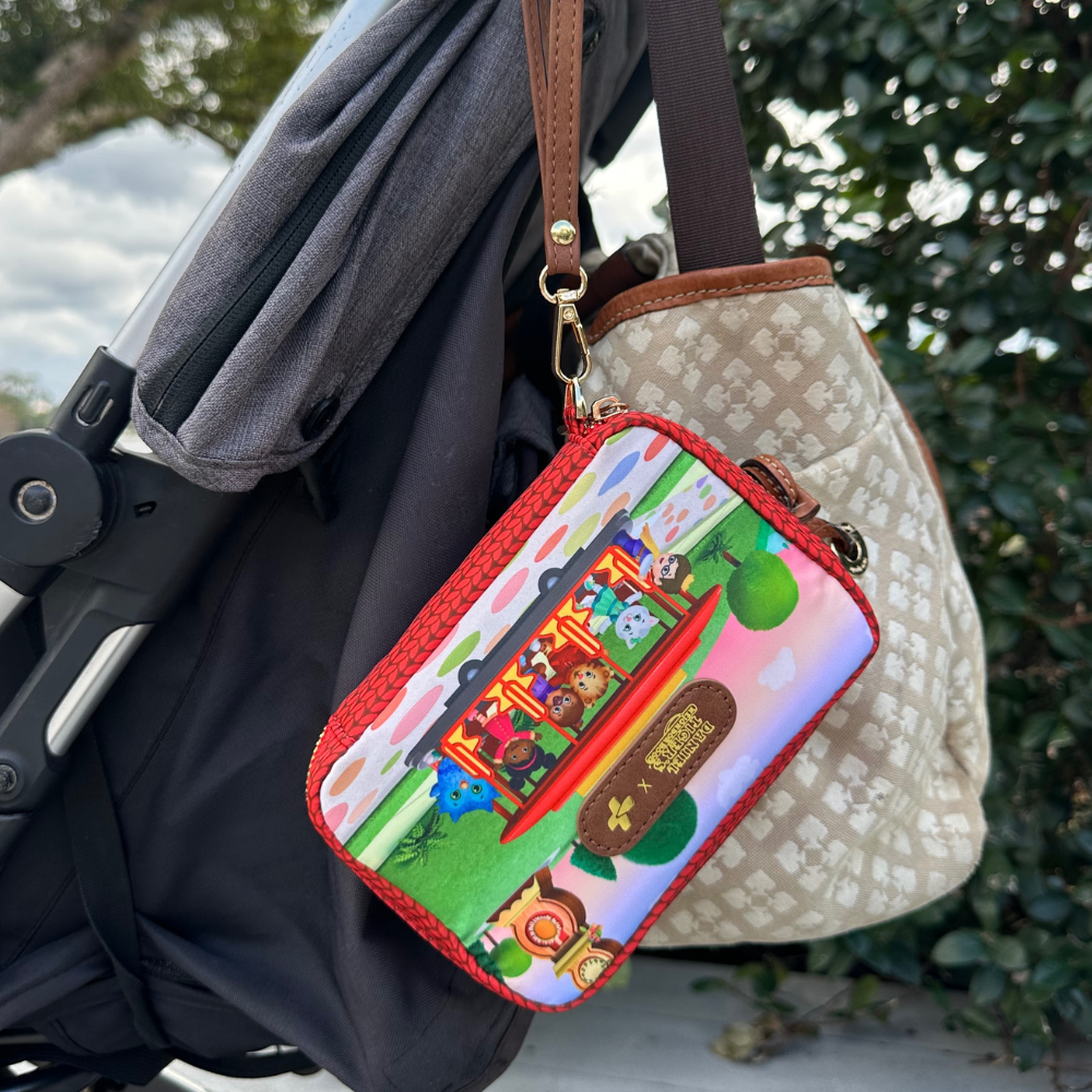 Daniel Tiger First Aid GoKit (130 pcs) - Trolley Ride