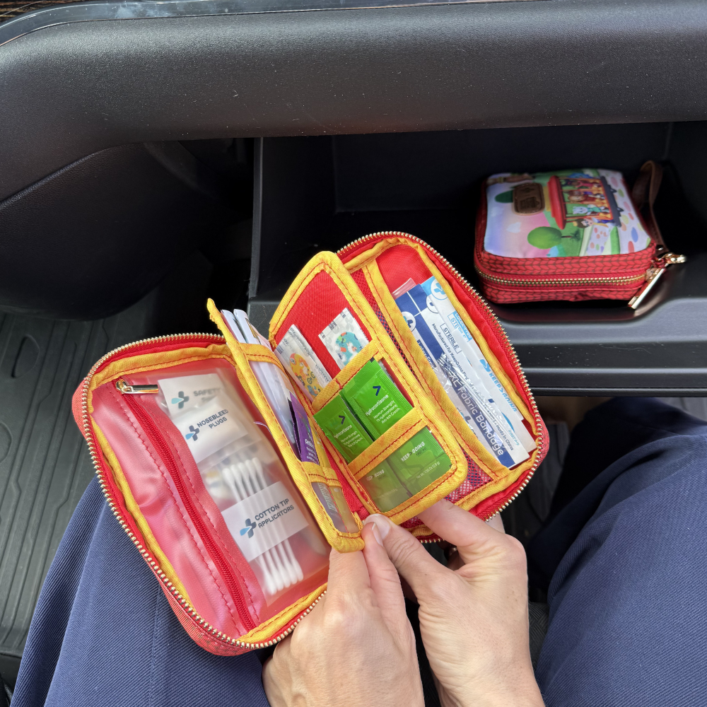 Daniel Tiger First Aid GoKit (130 pcs) - Trolley Ride