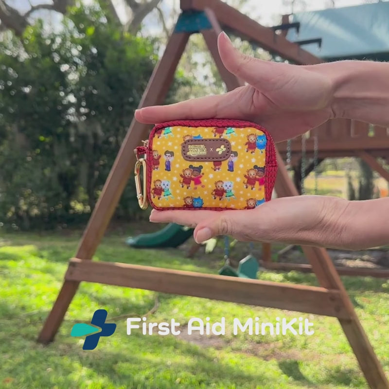 Daniel Tiger First Aid MiniKit (60 pcs) - Mini Playdate